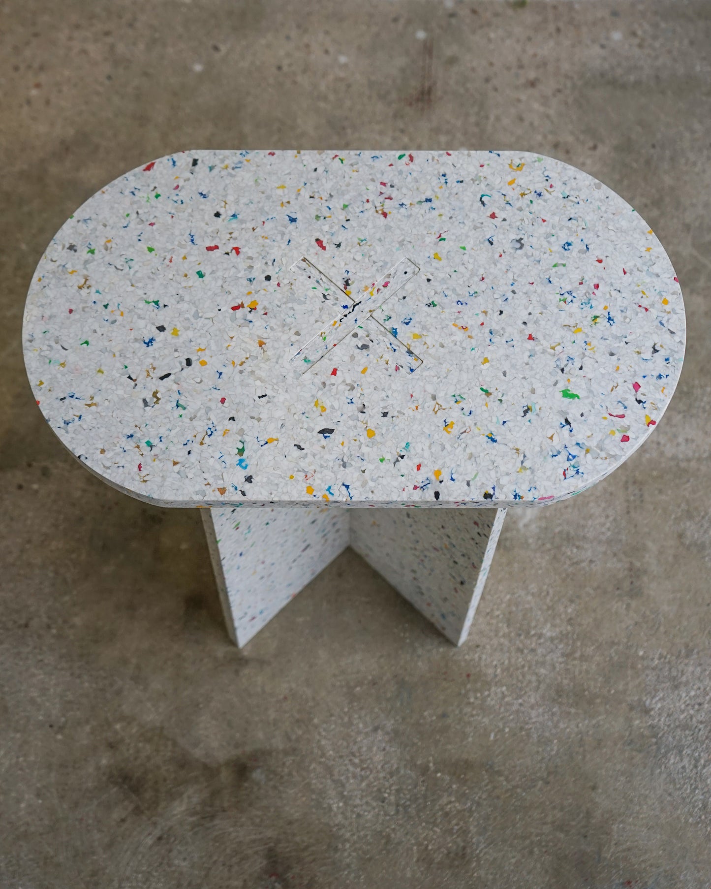 Kelapa Table