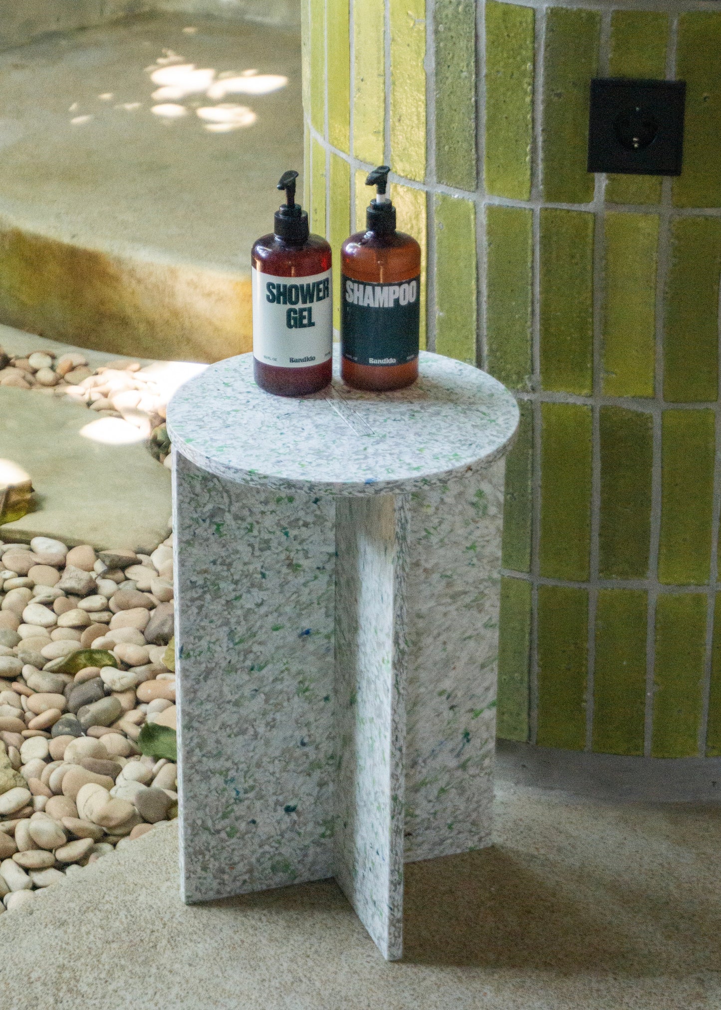 Kelapa Stool