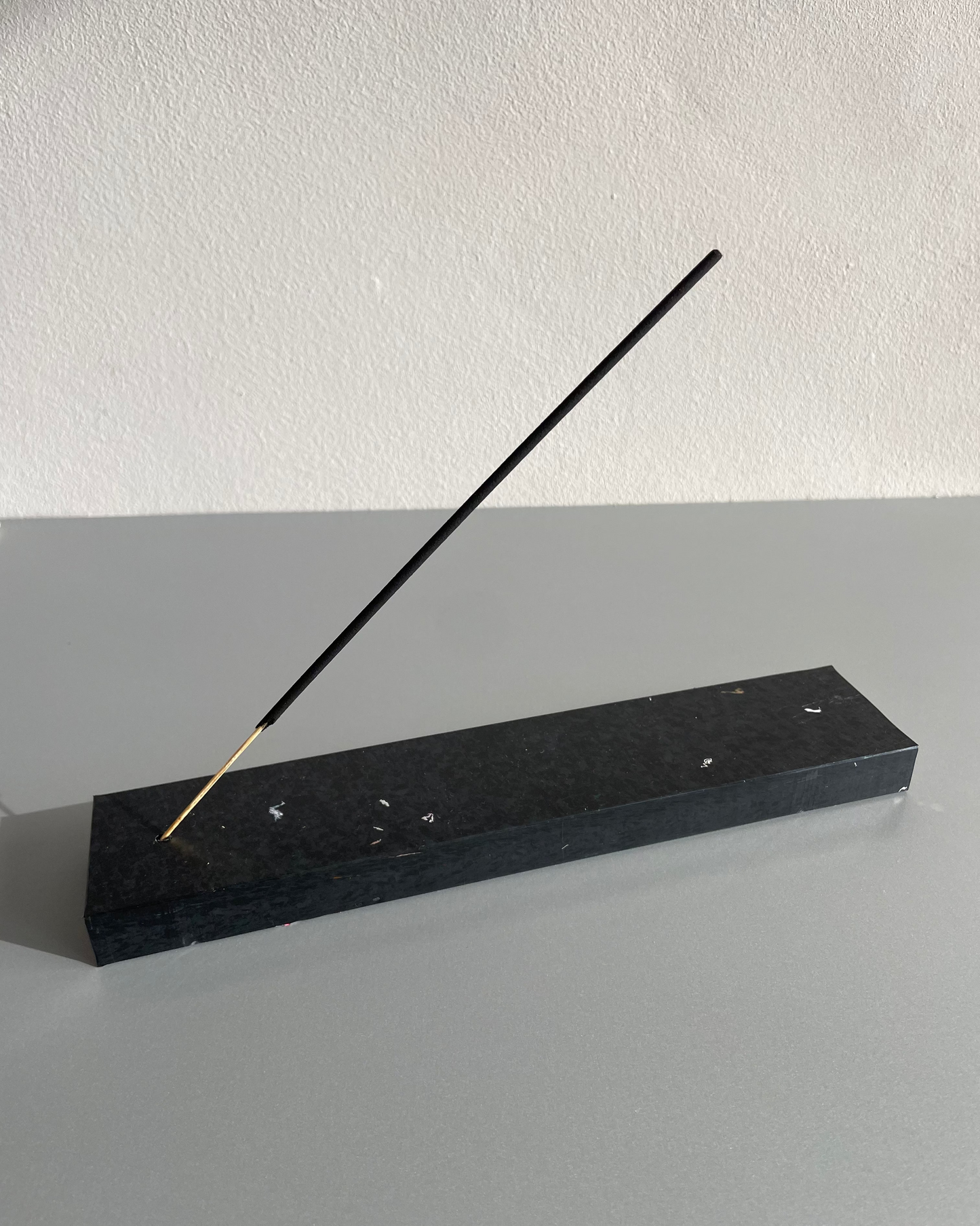 Porta incienso con sticks aromáticos