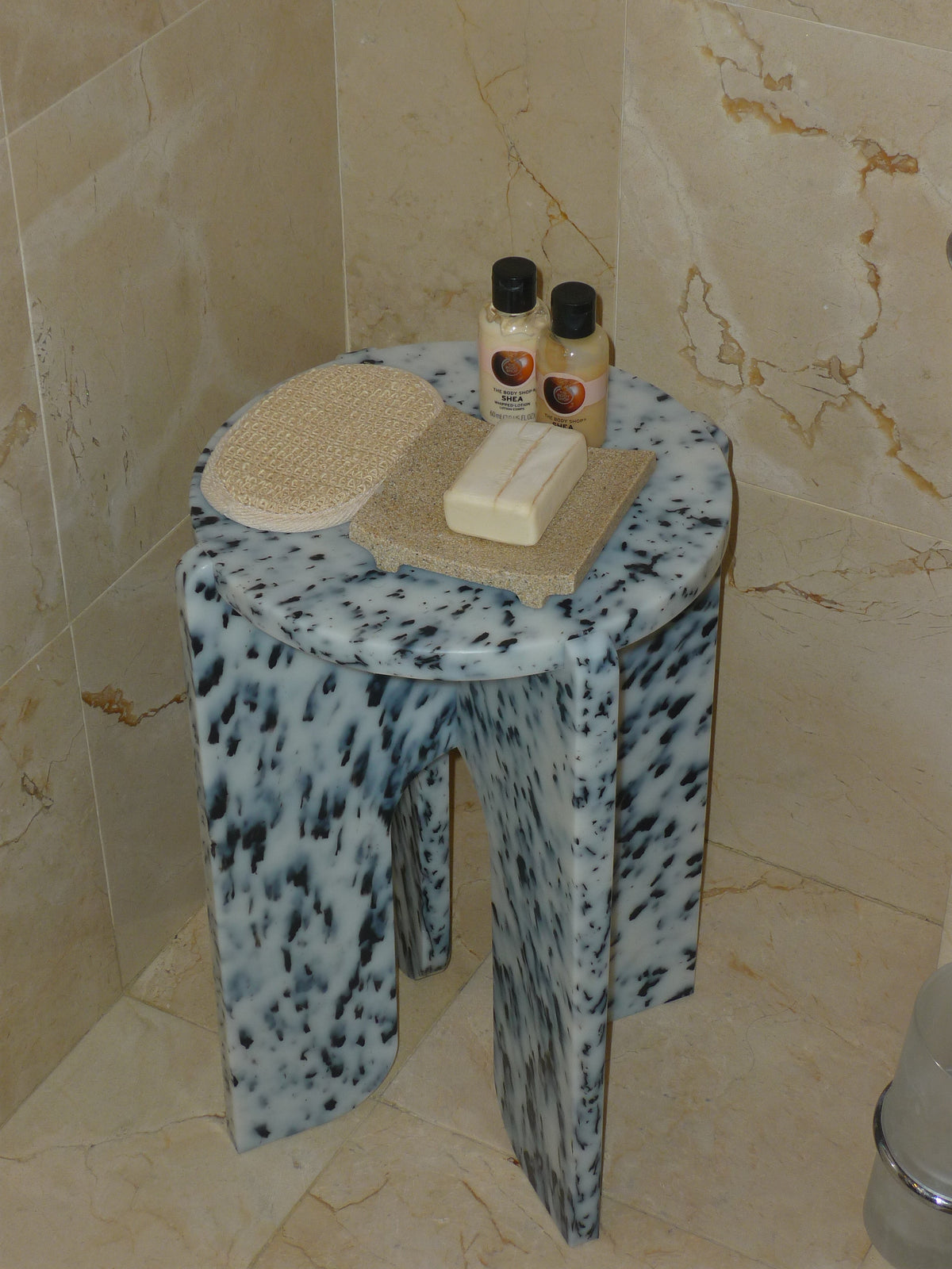 BULAN STOOL