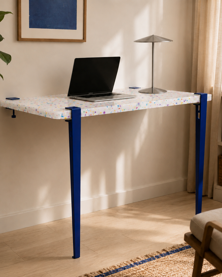 Mesa pared con tablero Maui y patas azul duagallery:maui--azul