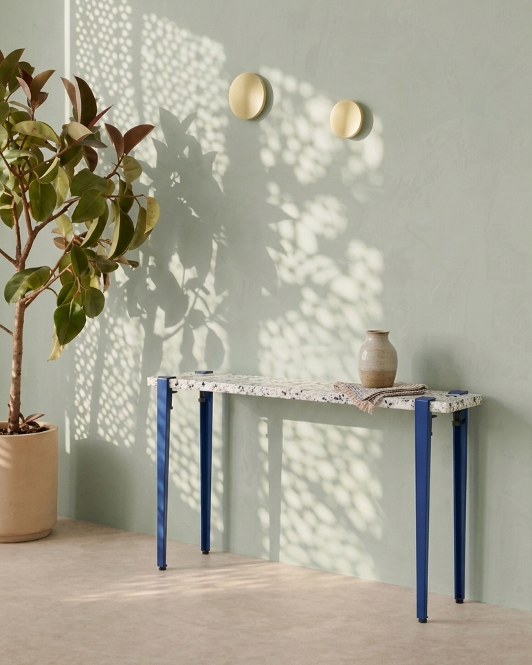 Mesa consola con tablero Nora y patas granate duagallery:nora--azul