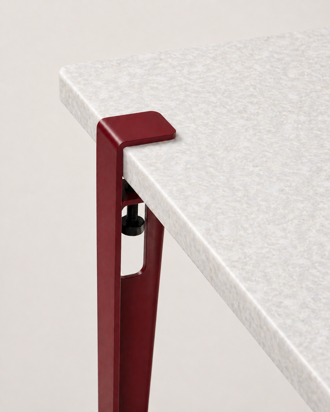 Mesa consola con tablero Solo y patas granate duagallery:solo--granate