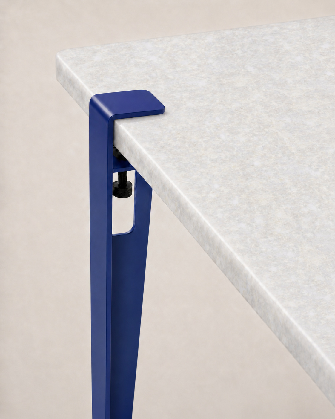 Mesa consola con tablero Solo y patas granate duagallery:solo--azul
