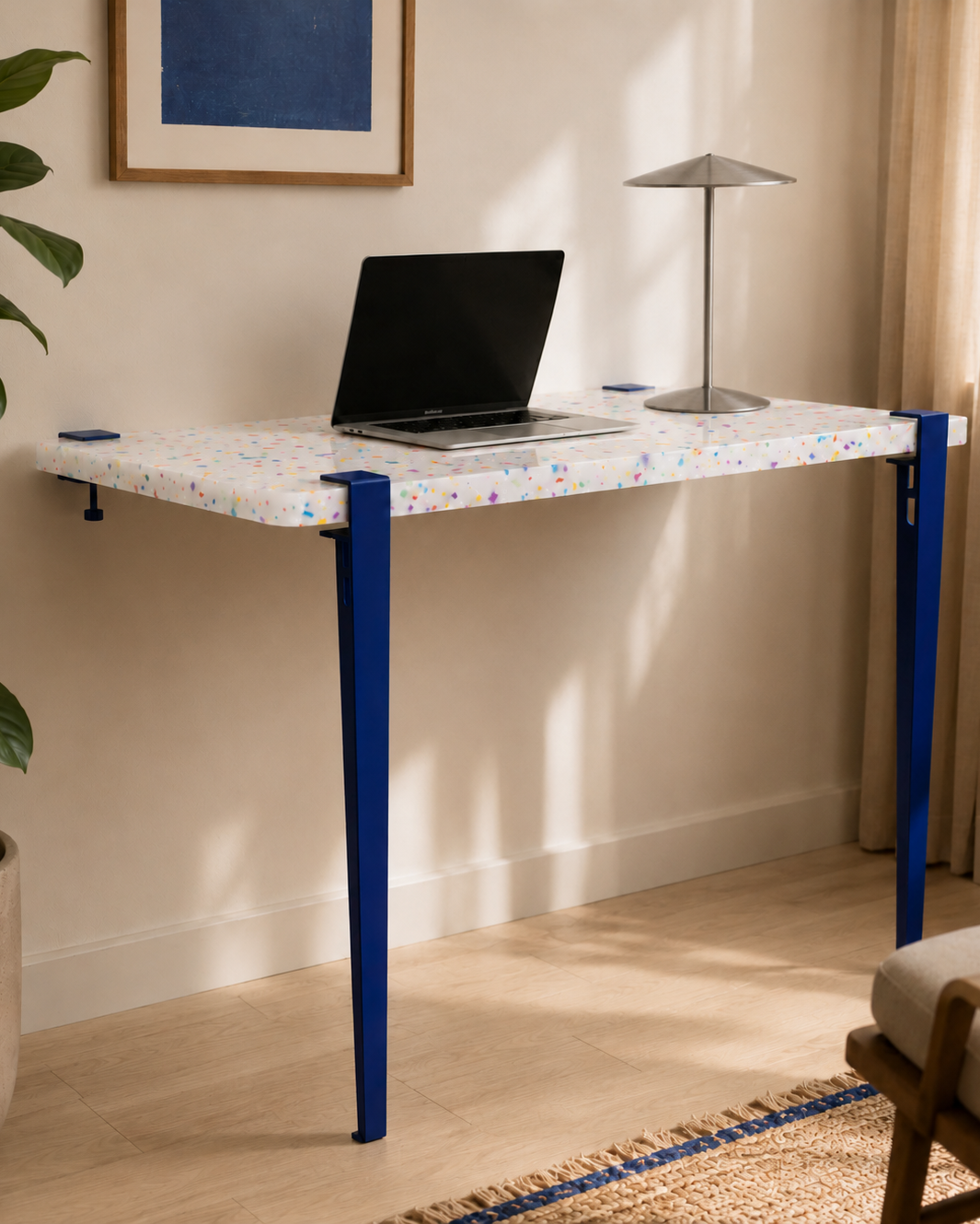 Mesa consola con tablero Maui y patas granate duagallery:maui--azul