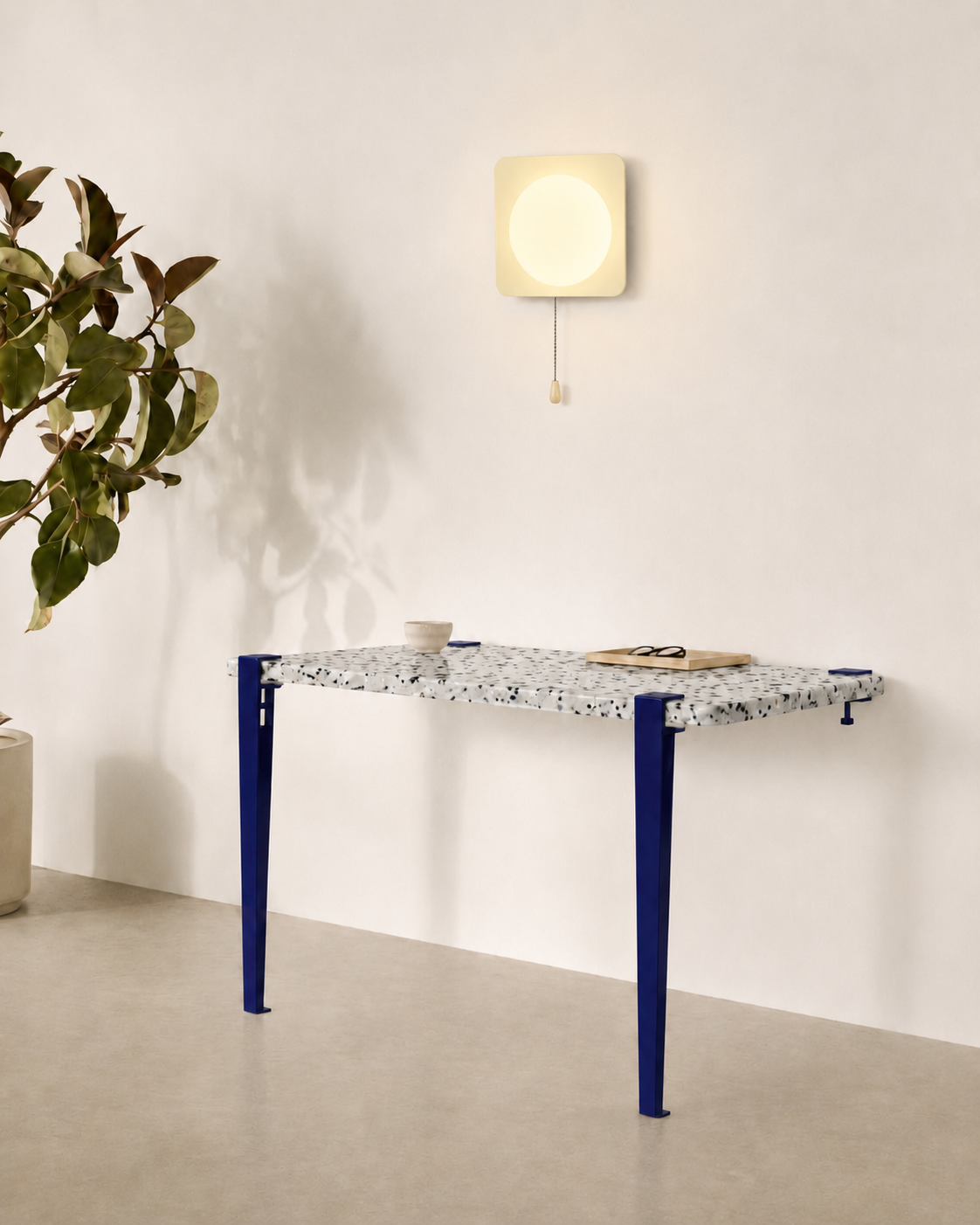Mesa consola con tablero Nora y patas granate duagallery:nora--azul
